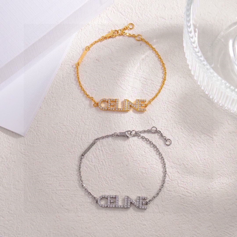 Ce1i*e necklaces